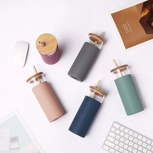 590ml Glass Tumbler with Bamboo Lid & Straw