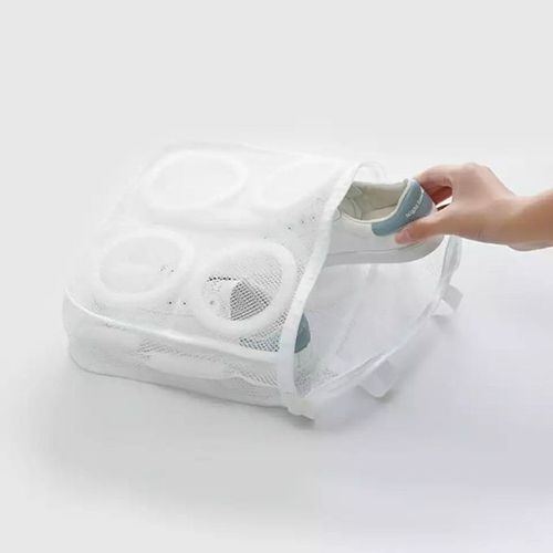 Washing machine shoe bag